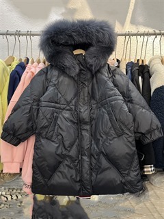 服装商场全球实拍图库_全球零售批发市场实拍_展会实拍款式图